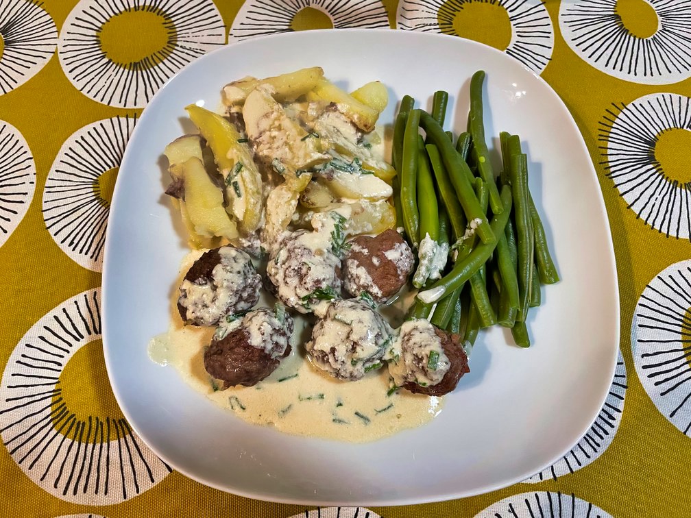 Pork Meatballs in Chive Sauce Cover Image